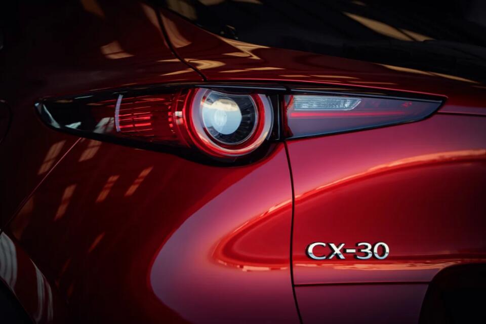 马自达CX-30为全新小型SUV带来了Mazda3独特的风格