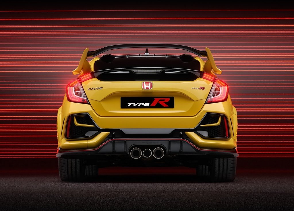 2021款限量版红标思域Type R，为赛道而生,三排气管可不是盖的