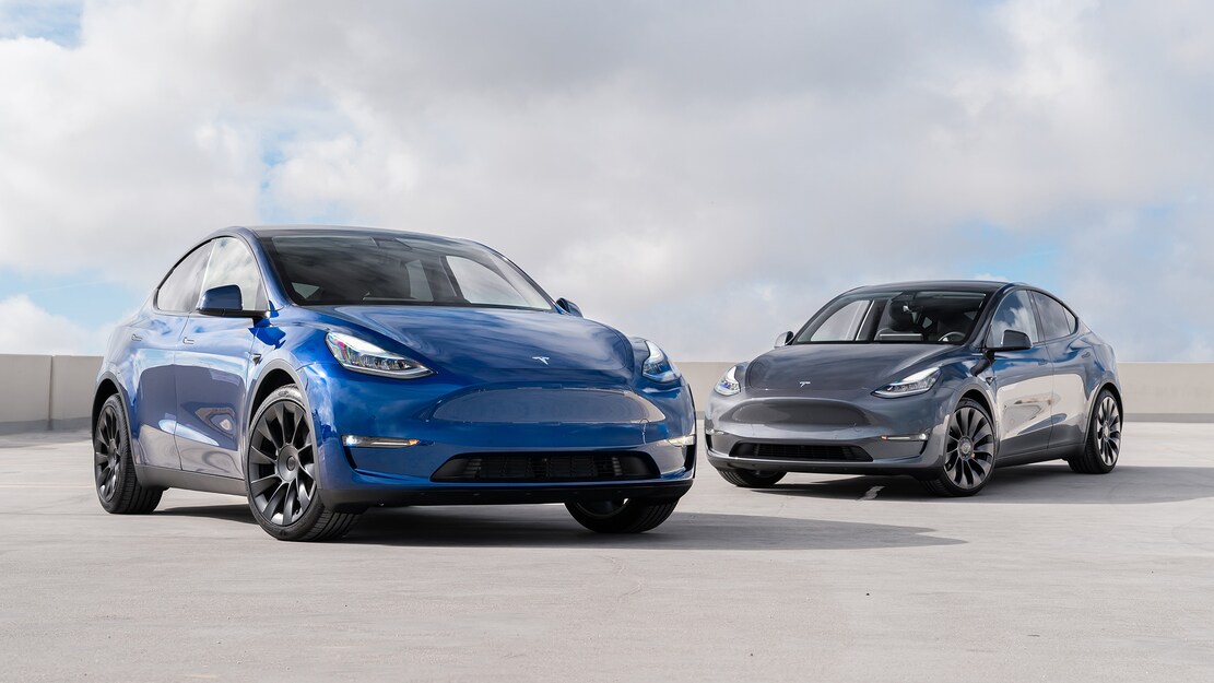 2020-Tesla-Model-Y-Long-Range-and-Performance-15.jpg